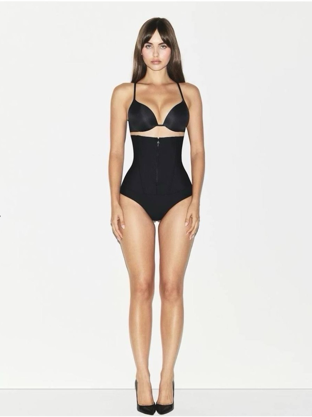 SKIMS body waist cincher butt lifting brief Shapewear size 3X COLOR ONYX